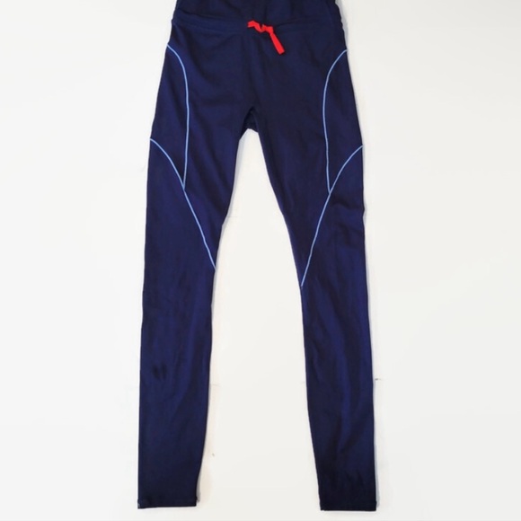Fabletics Motion365 High Rise Navy Blue Panelled Leggings - Picture 1 of 9